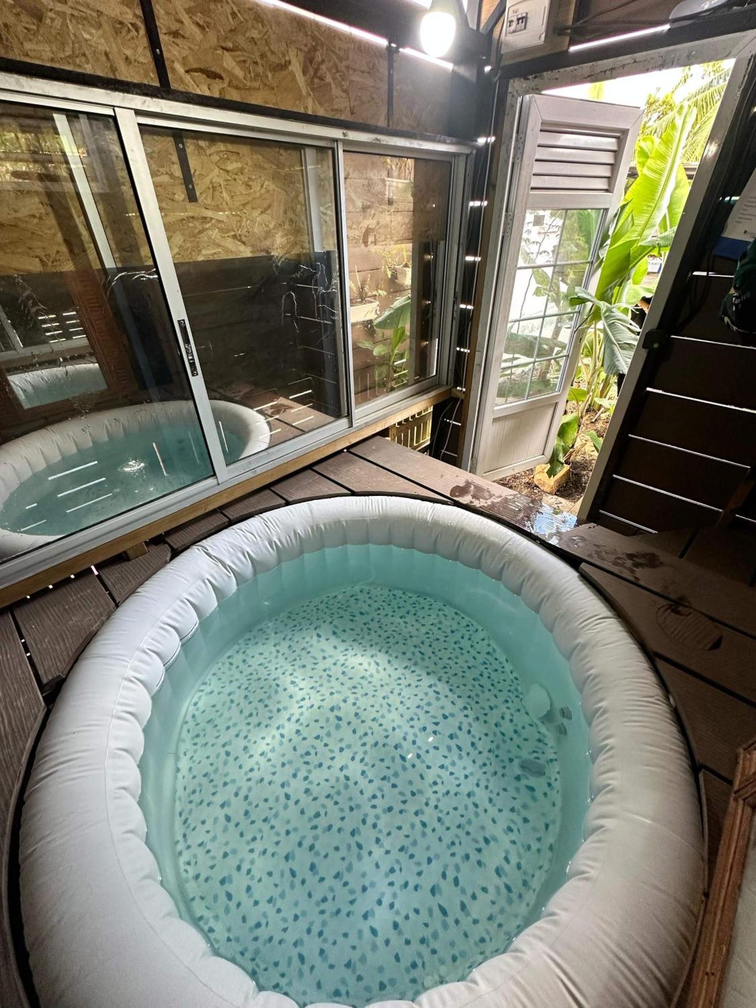 Kozy Kaz - Les Pieds Dans L Eau Apartment La Trinite Ngoại thất bức ảnh